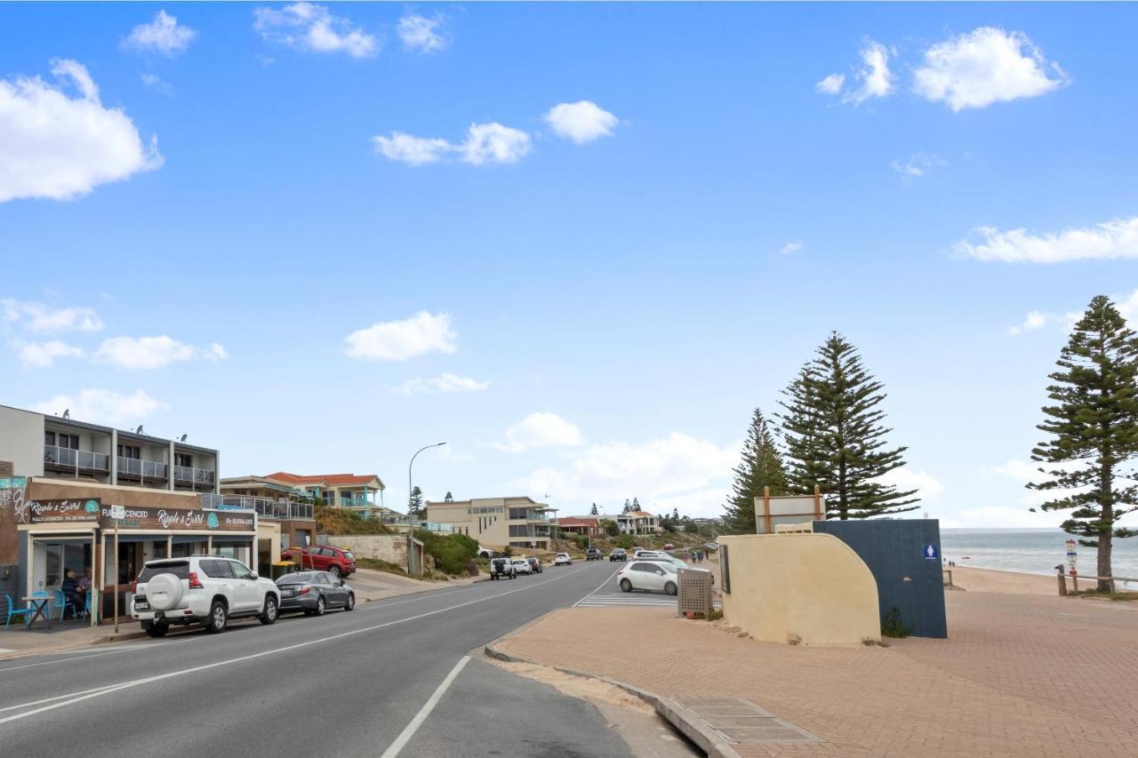 Apartment Beachside Escape On The Esplanade Christies Beach